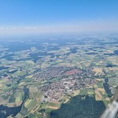 Flugwegposition um 10:58:39: Aufgenommen in der Nähe von Landkreis Ansbach, Deutschland in 2076 Meter